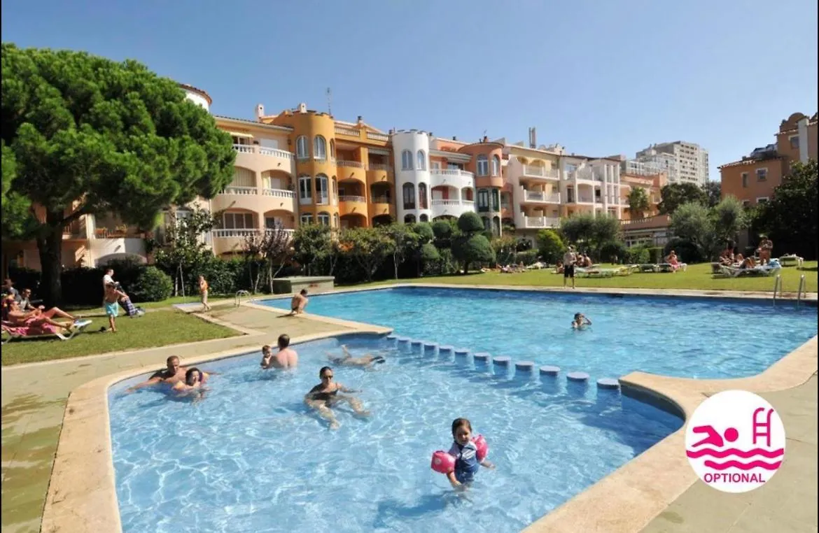 Appartement 1 Chambre Climatise Avec 3 Piscines A 200 M De La Plage Empuriabrava Apartment
